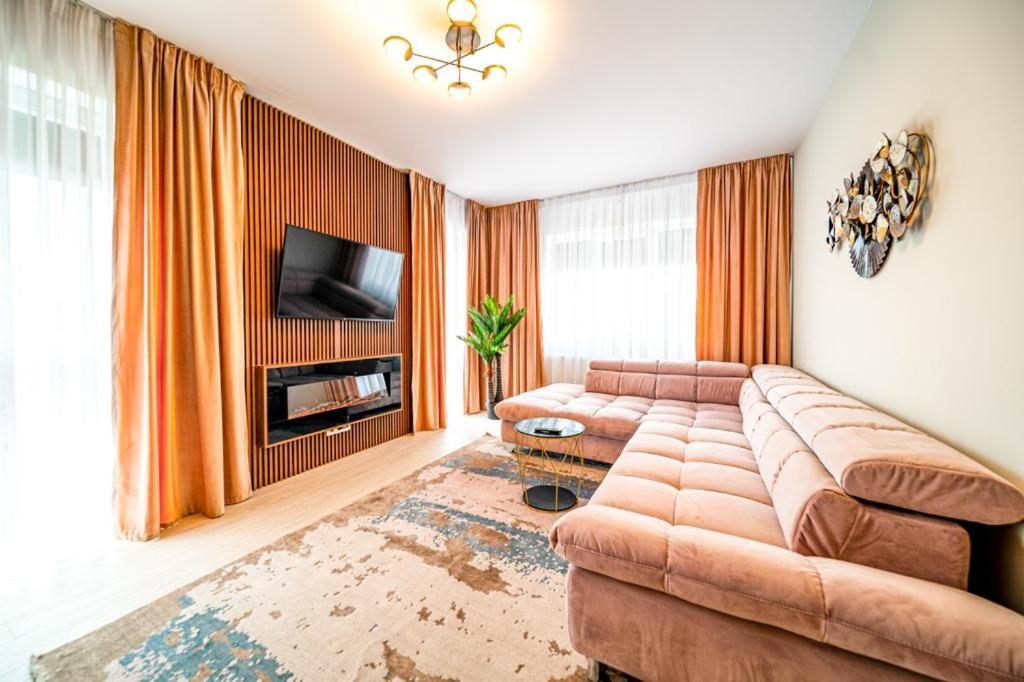 Apartmán Pink Velvet Rk Ghimbav Exteriér fotografie