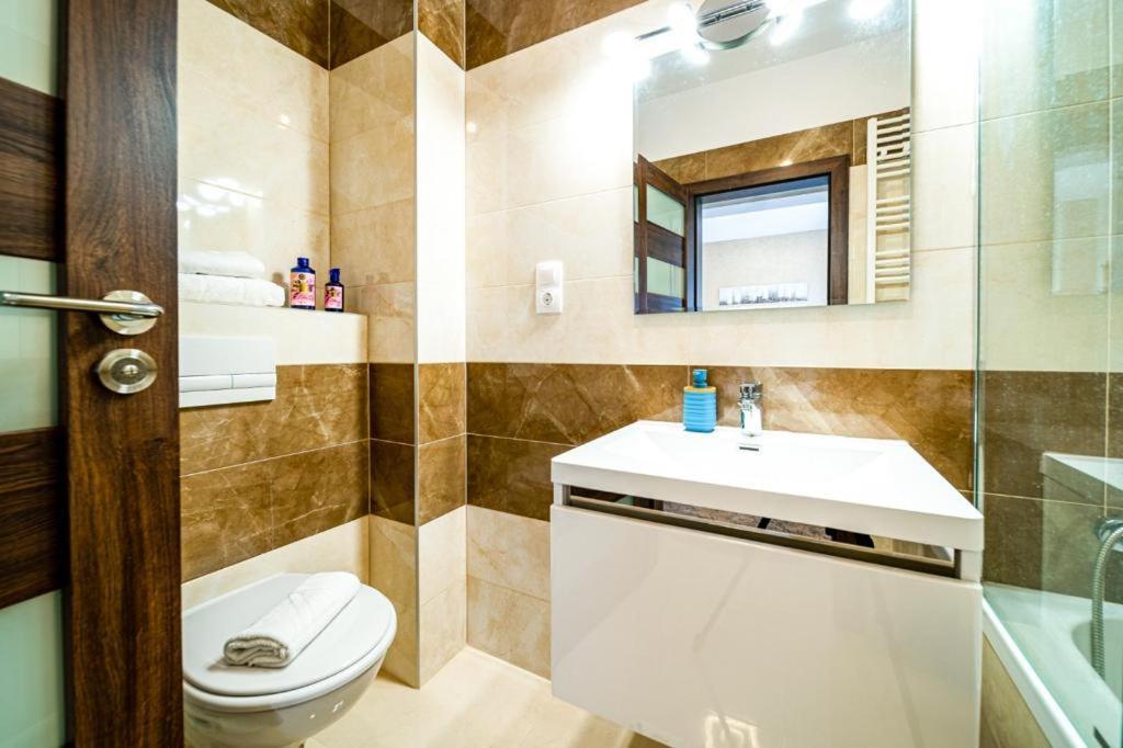 Apartmán Pink Velvet Rk Ghimbav Exteriér fotografie